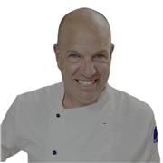 Experienced cooking trainer teaching all levels, specializing in Italian techniques and professional skills.